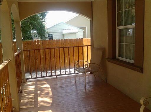 3rd image of 2512 Jackson Blvd