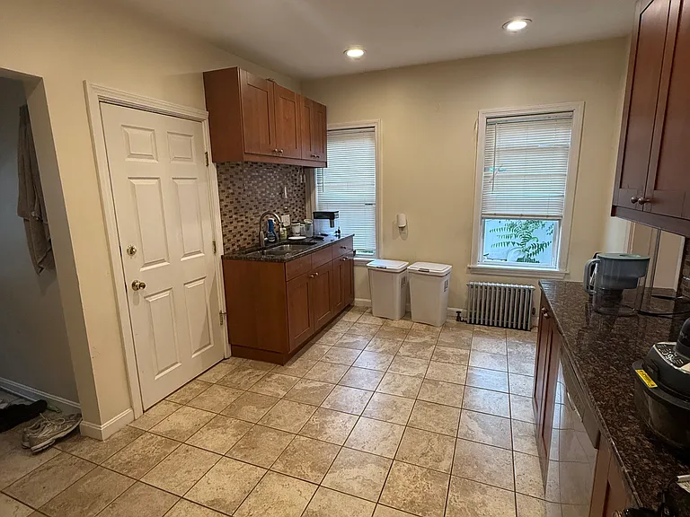 28 Rogers Ave #1 — Photo 7