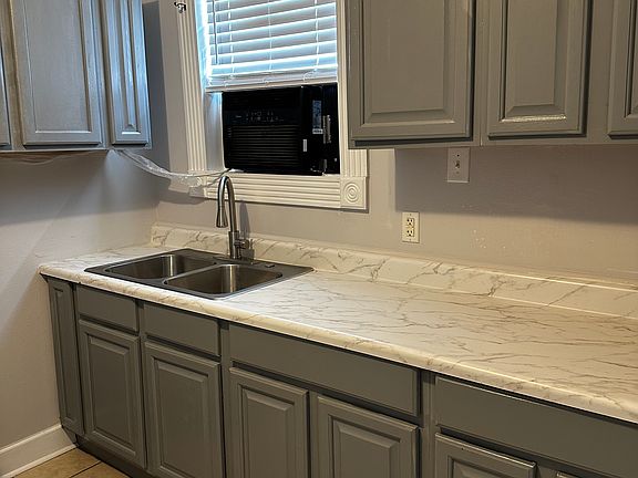 5th image of 8931 Belfast St