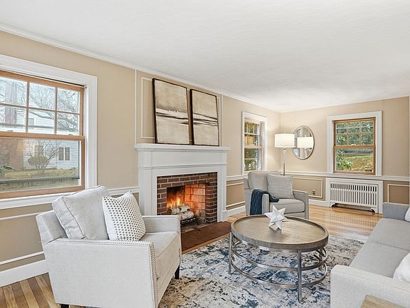 3rd image of 52 Hurlcroft Rd