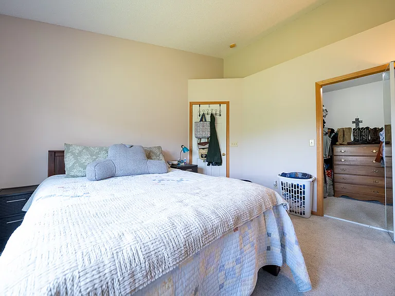 8772 Coburn Ct — Photo 13