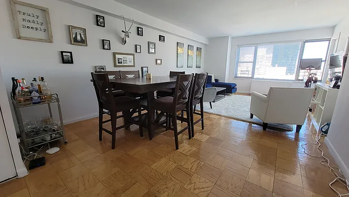 Rented by Weichert Manhattan Midtown | media 13