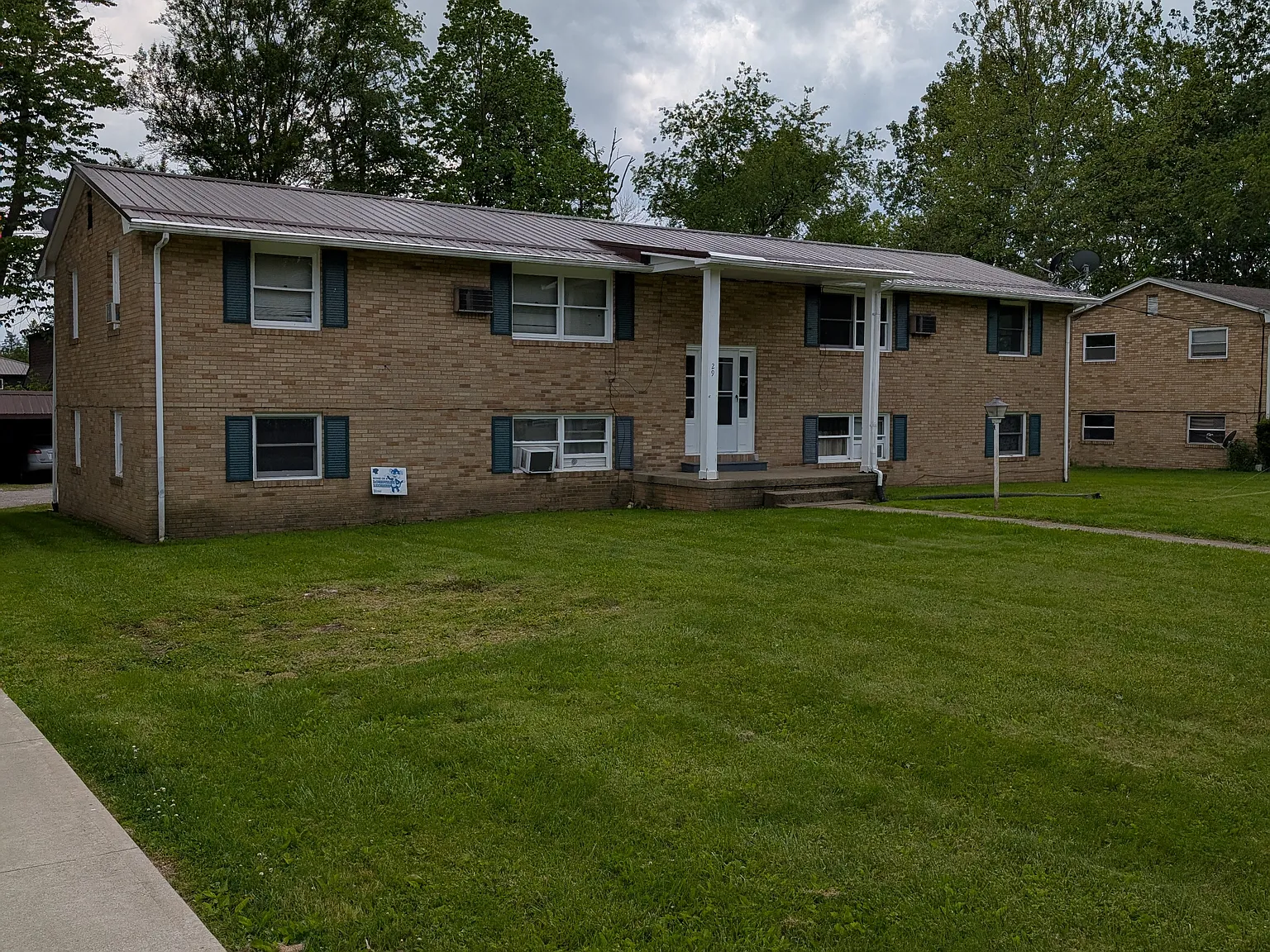 2 bed, 608 sqft, $850 — Photo 1
