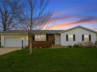 2201 Balsam Dr SW, Cedar Rapids, IA