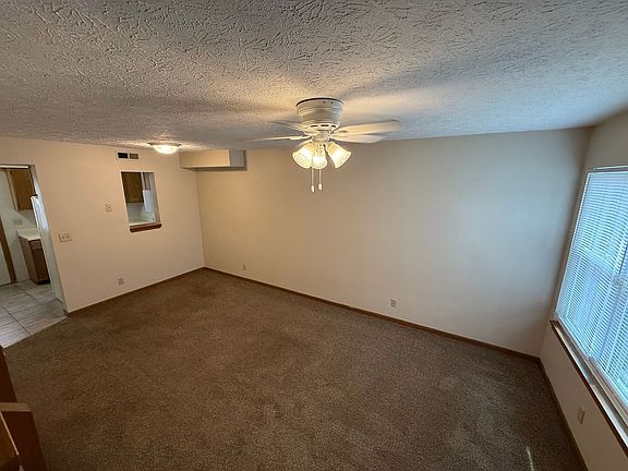 5th image of 2458 Sycamore Ln Unit 4
