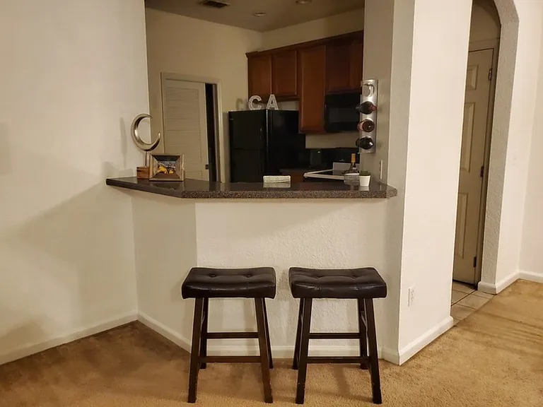 3001 Laurel Park Ln #201 — Photo 29