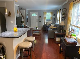 33 S Gordon St, Alexandria, VA 22304