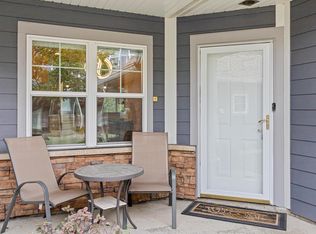 206 Alberta Ln, Little Canada, MN 55117