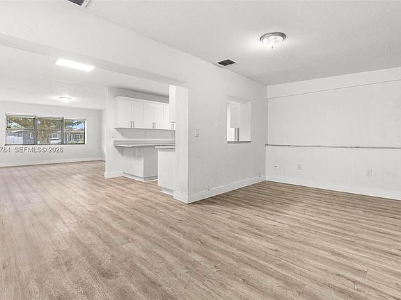 3rd image of 14431 SW 285th St
