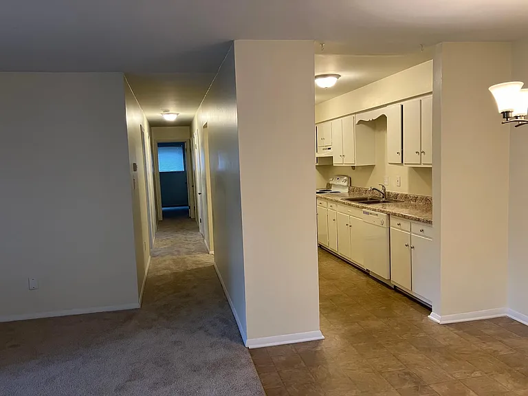 1000 Sandlin Pl #C — Photo 10