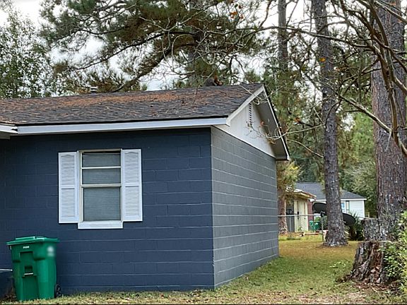 4th image of 506 Emily Ave #A