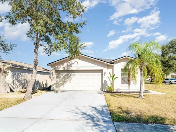 7861 Carriage Pointe Dr, Gibsonton, FL 33534