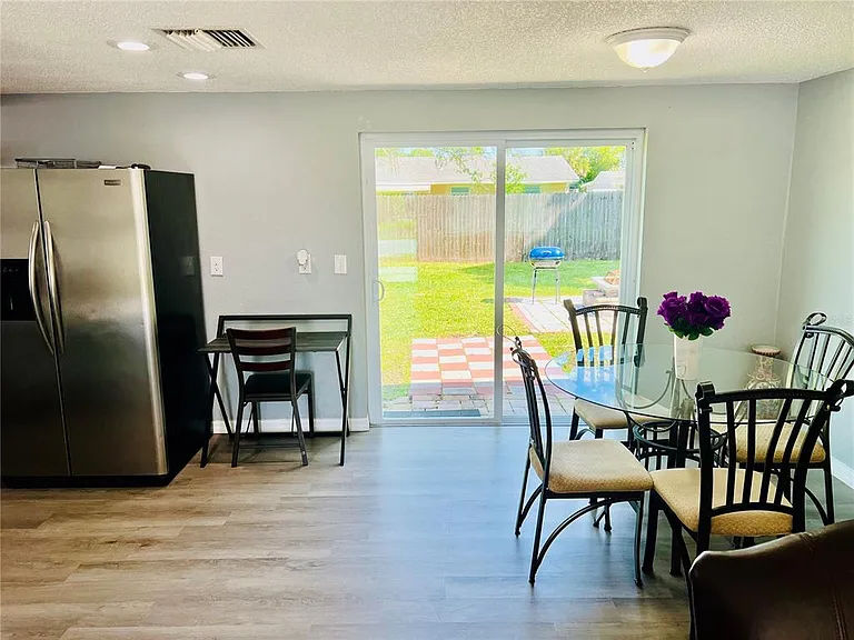 3405 Wilson Dr — Photo 6