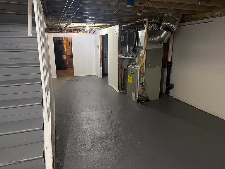 2704 W Lanvale St — Photo 16