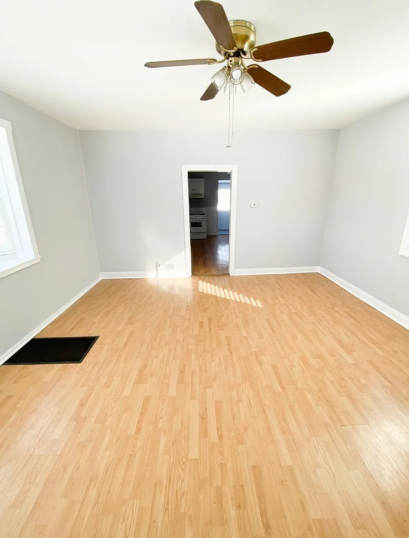 Affordable 2 bed 1 Bath House for Rent — Photo 4