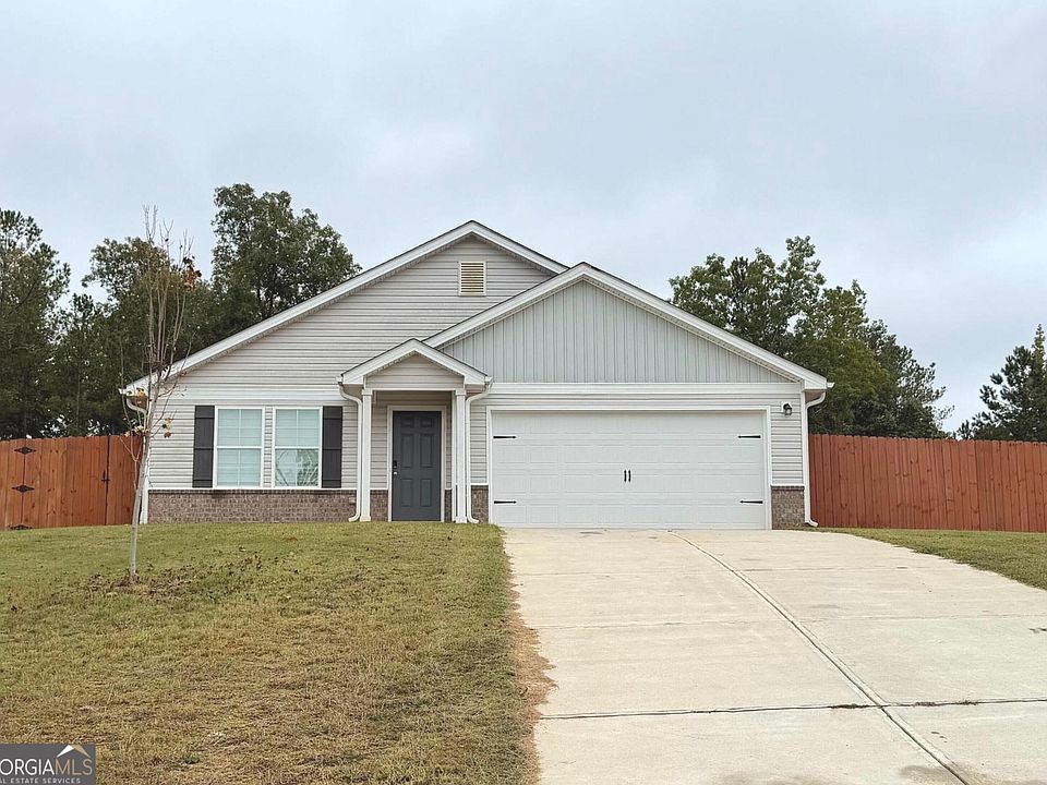 1st image of 100 Red Oak Dr