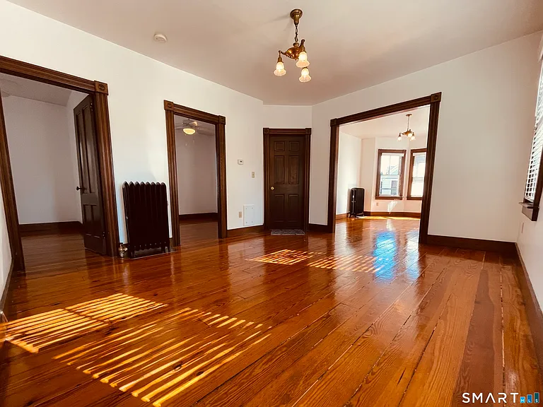 39 Pearl St #2 — Photo 11