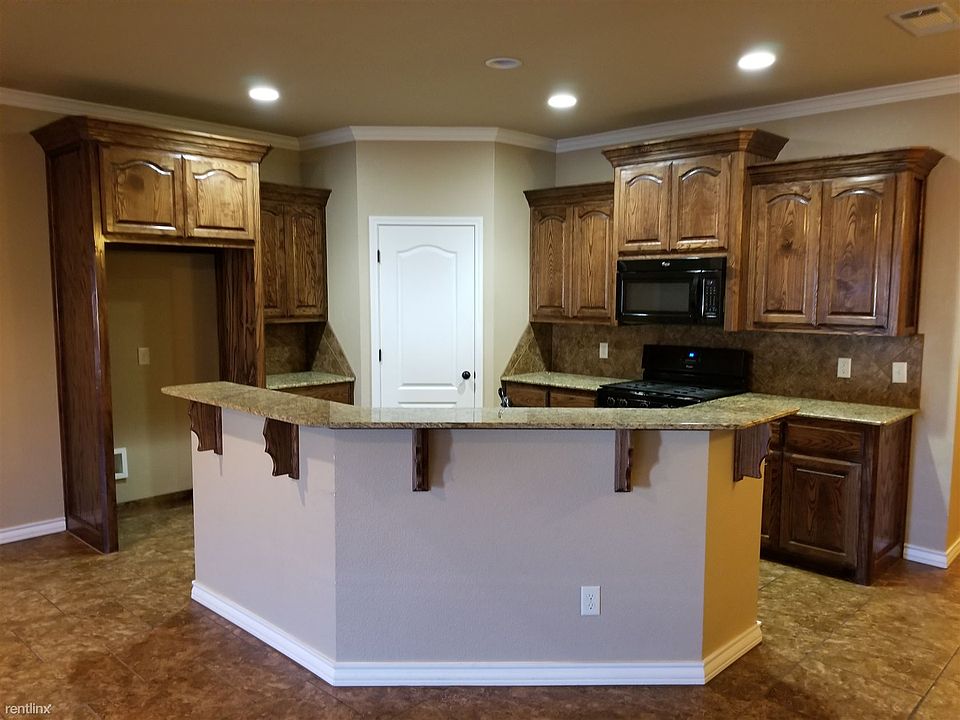 Kitchen bar