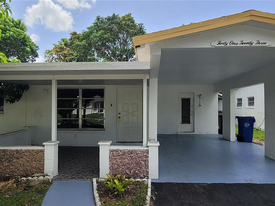 1st image of 4123 NW 52nd Ave