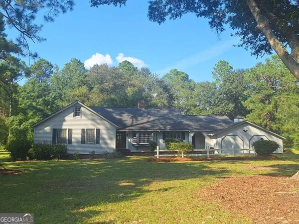 85 Oak Cliff St, Baxley, GA 31513
