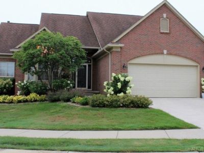 61367 Wedgewood Dr, Washington, MI, 48094