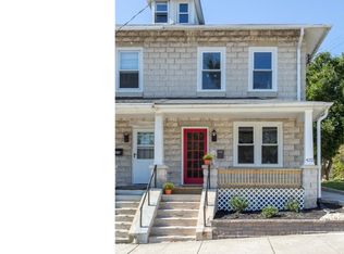 422 Dayton St, Phoenixville, PA 19460