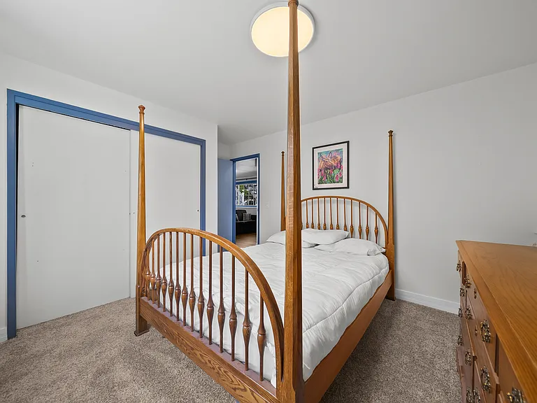 300 E 45th Ave #3 — Photo 24