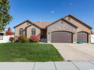 8431 S Wind Caves Ln, West Jordan, UT 84081