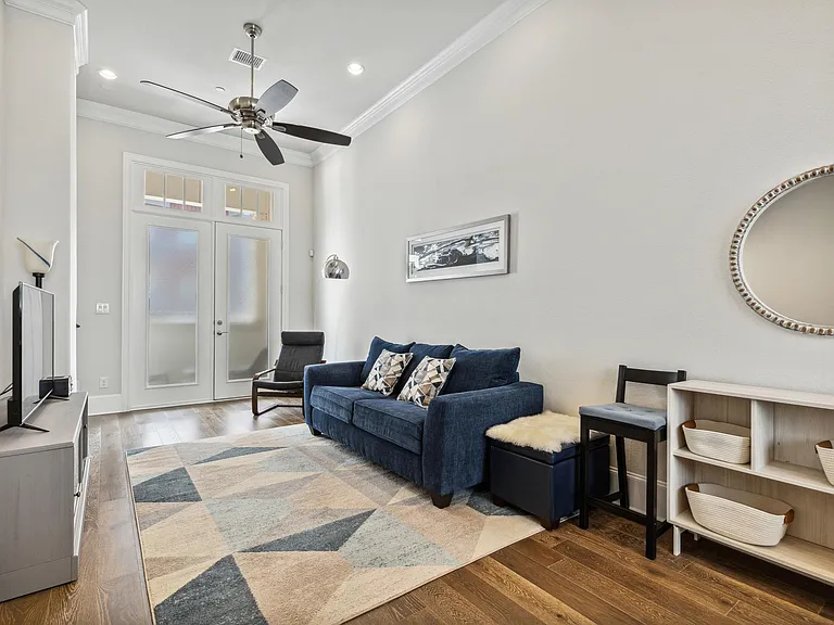 626 Dalton Ln — Photo 14