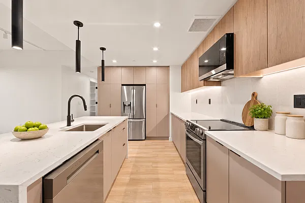 Kitchen, photo 1