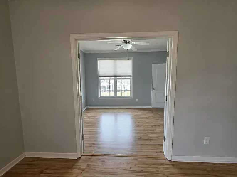 1324 Kershaw Loop #206 — Photo 14