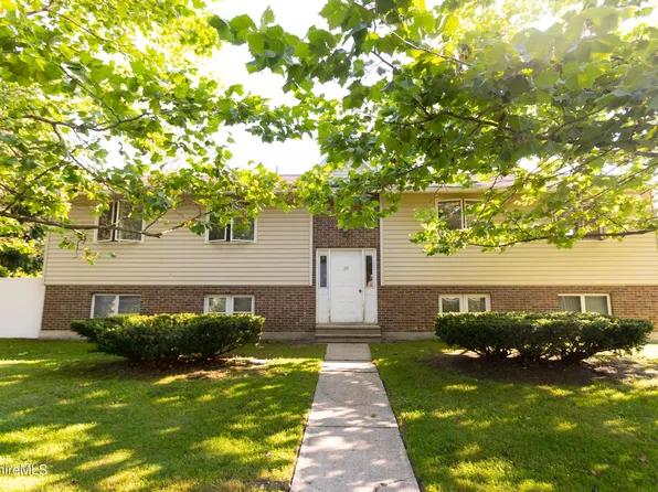 37 Taubert Ave #2, Pittsfield, MA 01201