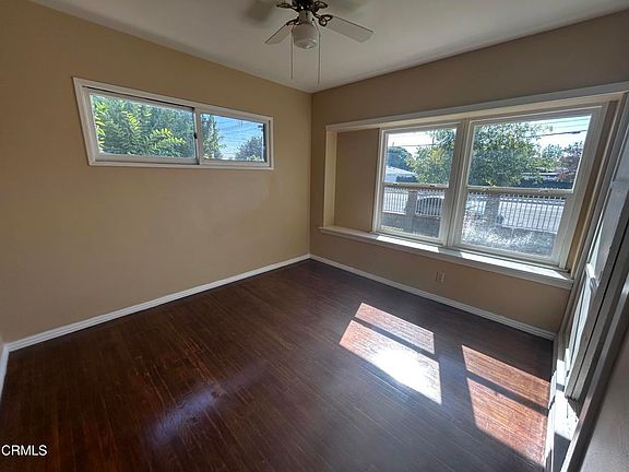 3rd image of 20955 Saticoy St #20955
