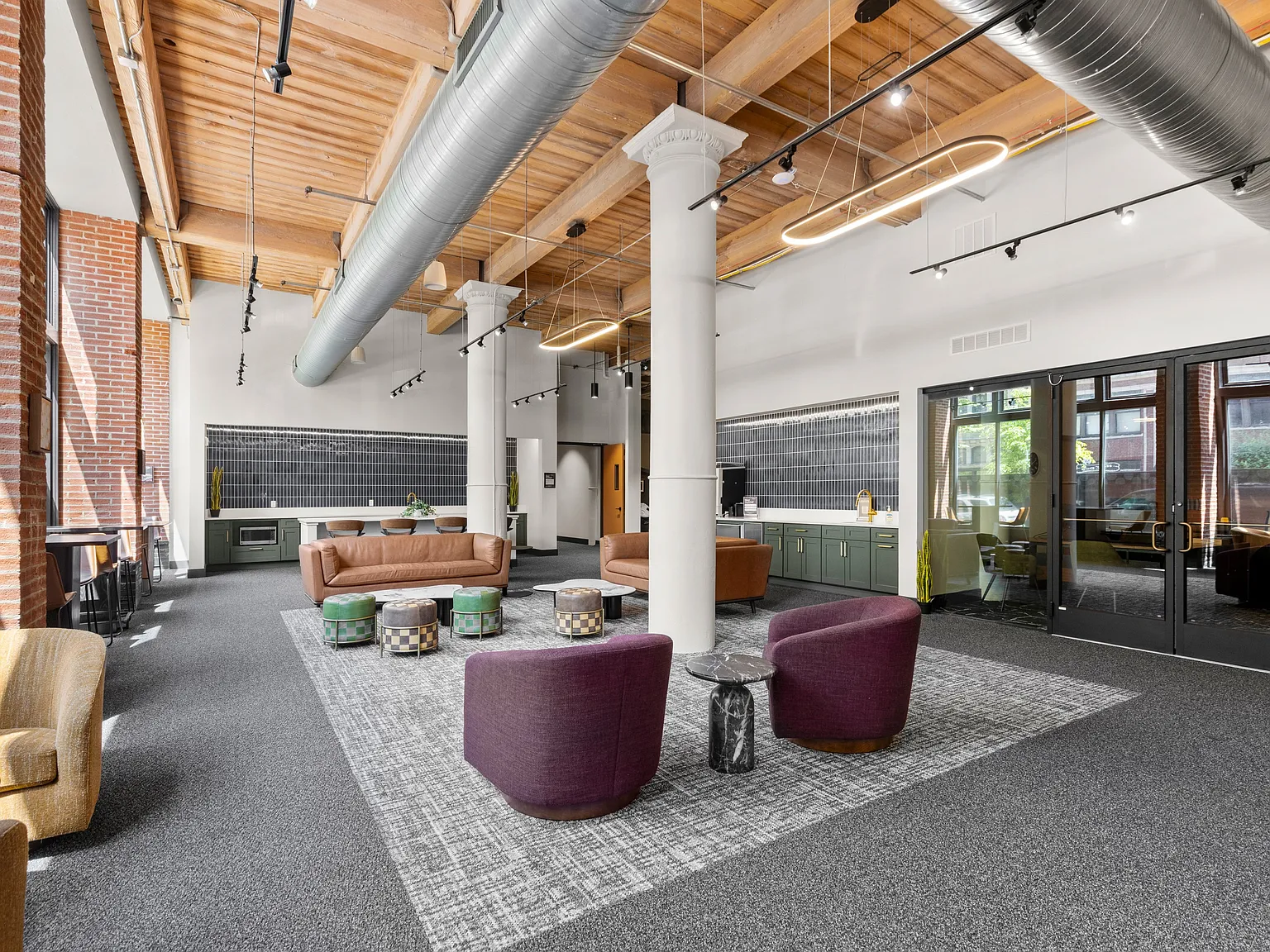 Bogen | Urban Chic Lofts — Photo 2