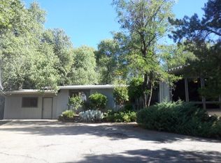 17896 Sutton Rd, Redding, CA 96003