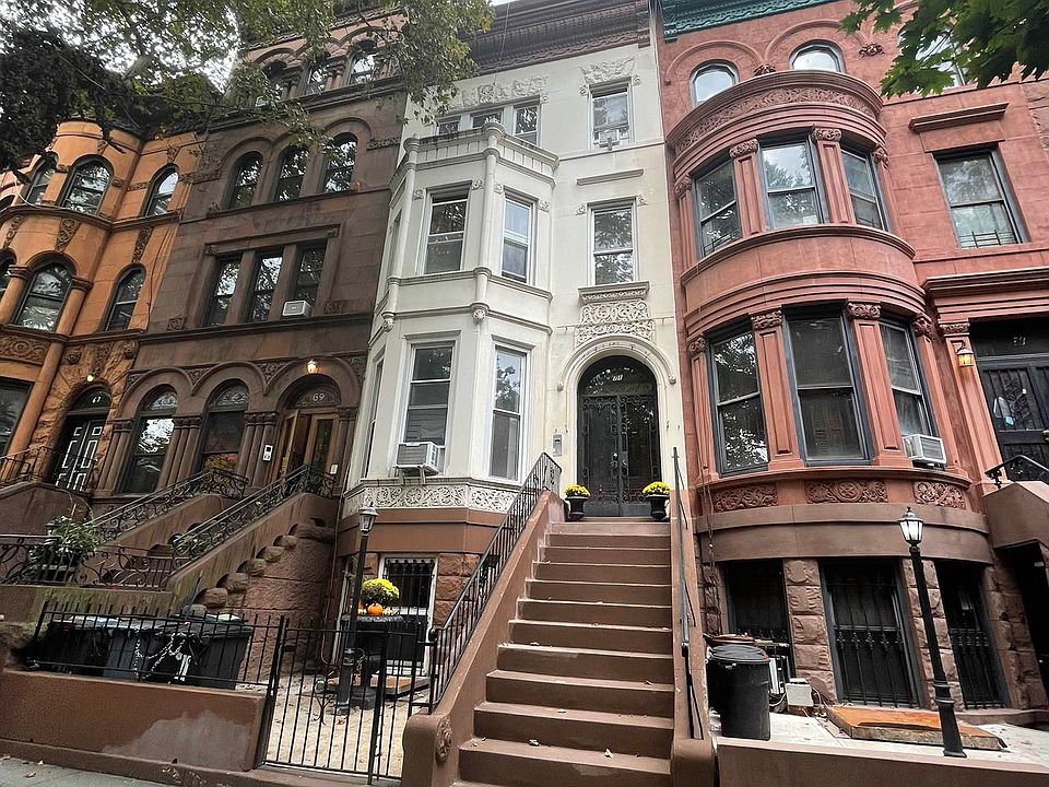 1st image of 71 Halsey St Floor 1