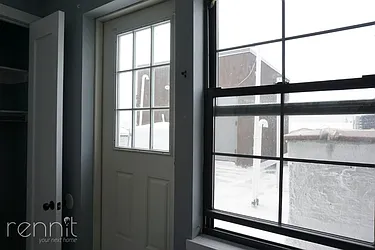 Rented by Rennit Inc.