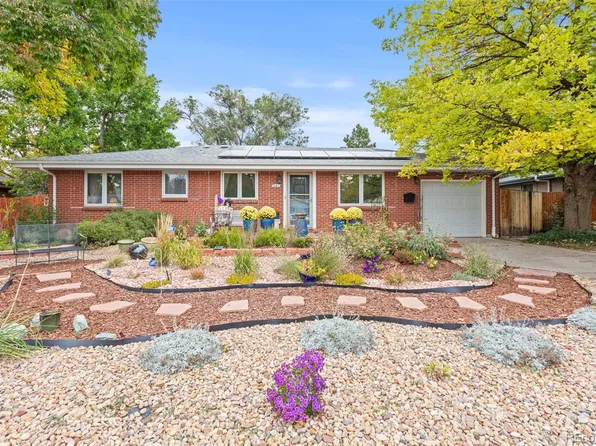 841 E Applewood Avenue, Centennial, CO 80121