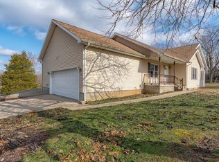 556 Dongola Ct, Creal Springs, IL 62922