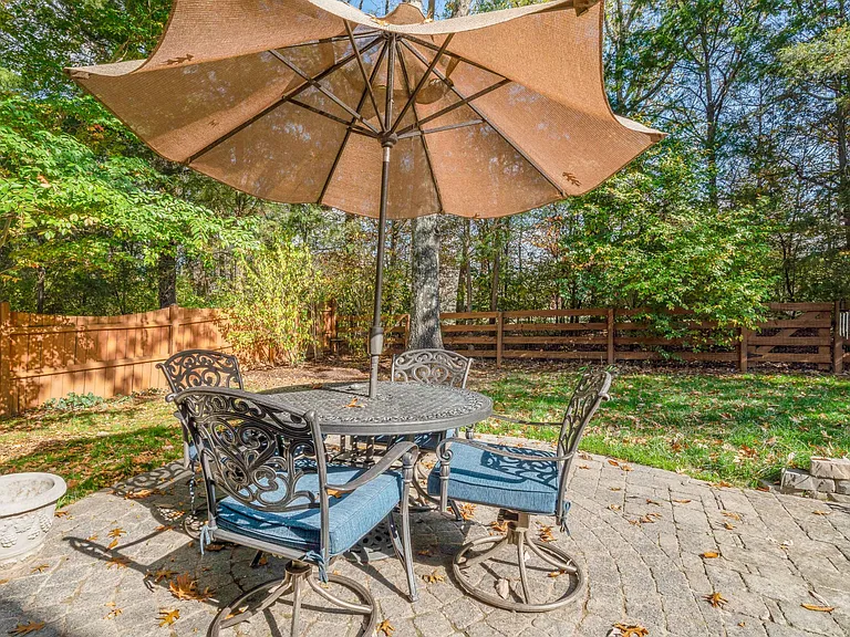 1266 Bridgeton Park Dr — Photo 40