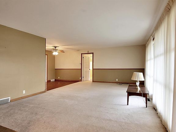 3rd image of 2675 W 57th Ave