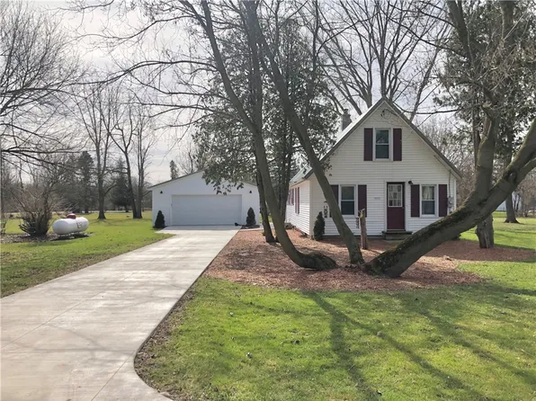 15168 White City Rd, Albion, NY 14411