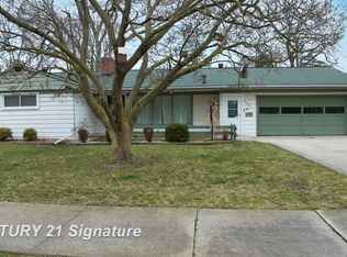 2721 Peale Dr, Saginaw, MI 48602