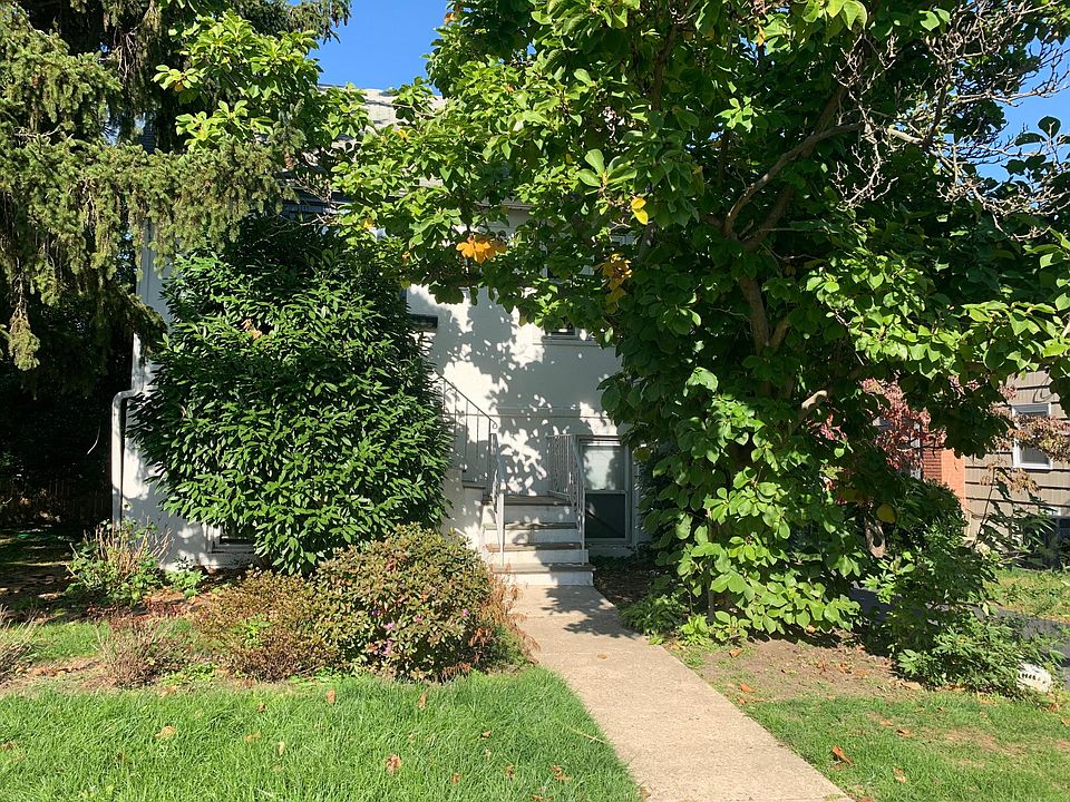 1st image of 15 Tuckahoe Ave