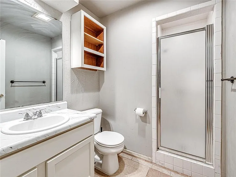 12901 Carrie Ct — Photo 25