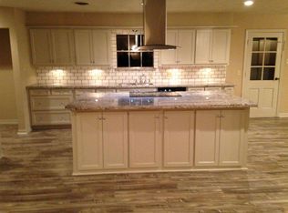 970 Larkspur Ln, Beaumont, TX 77706