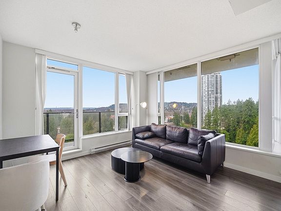 3rd image of 3100 Windsor Gate #1403