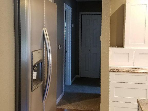 Kitchen partial view