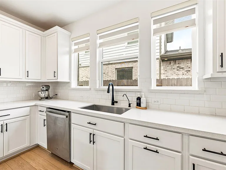 21646 Laggan Cliff Ln — Photo 8