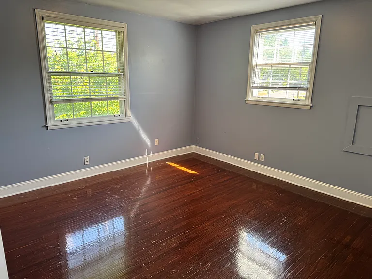 446 Capri Dr — Photo 13